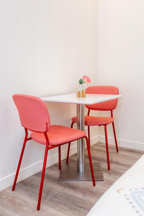 סן-קואן Staylib - Chic And Cosy 2 Rooms Porte De Montmartre מראה חיצוני תמונה
